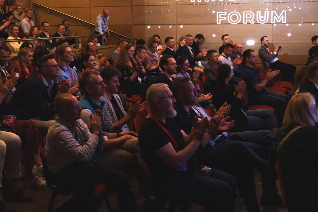AIF25 audience aplausing Final Spark with Chris Skinner